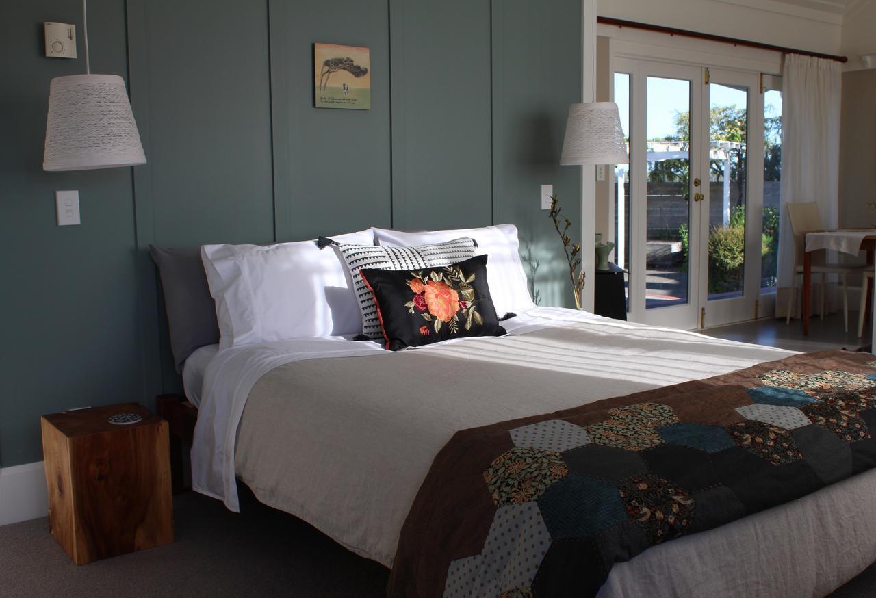 Browns Boutique Bed And Breakfast Whanganui Buitenkant foto
